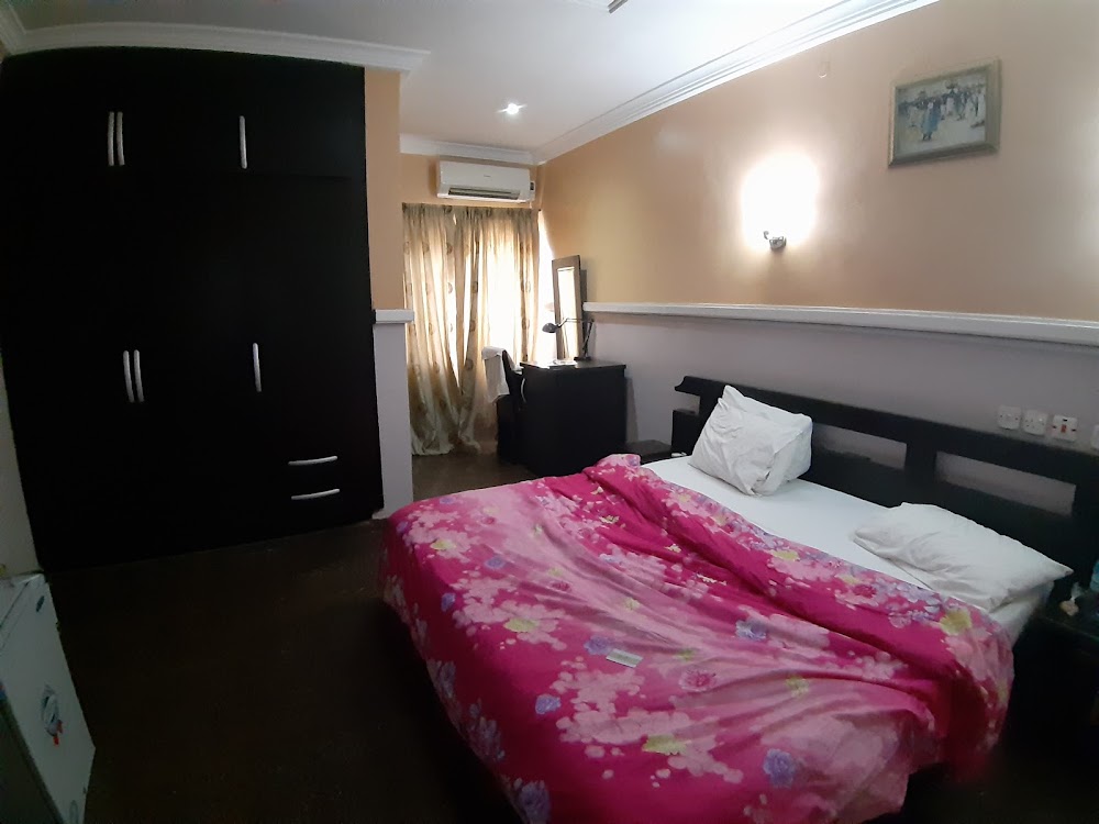 CLEVERO HOTEL photo 2